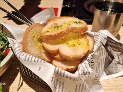 -囧吉香生蚝牛排馆(湖北路店)