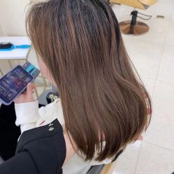 -茶发Salon·烫发染发理发