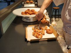 -皇冠幸福里动物奶油生日蛋糕(万达店)