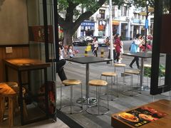 景观位-蒙自源小锅米线(金佰利店)