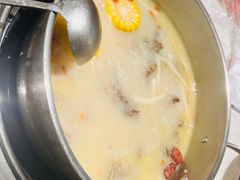 -三人行骨头王火锅(长寿店)