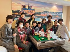 -维也纳国际酒店海新国际博览中心康桥地铁站店-地面停车场