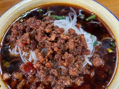 -张记奔吃小面