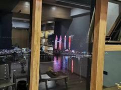 -闲隅江景艺术酒店(解放碑洪崖洞总店)