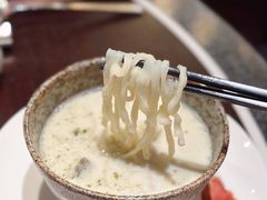 黄鱼煨面-杭州西子湖四季酒店·金沙厅
