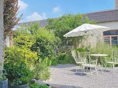 -Jo's Garden