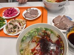 -德元兰州纯汤牛肉面(龙阳路店)
