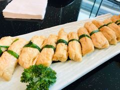 -锅季·捞王旗下小火锅(虹桥火车站店)