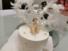 -洛可可生日蛋糕坊(海亮公园东路店)