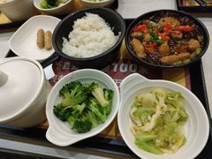 -老娘舅餐厅(黄龙体育中心店)