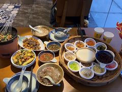 -包整·丝娃娃(一览甲秀楼风景店)