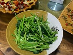 -红辣椒土菜馆(东江大道店)