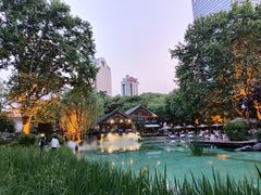 -静安公园(静安寺街道)