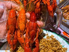 -威记烧嘢·南宁烧烤·超级生牛(绿地店)