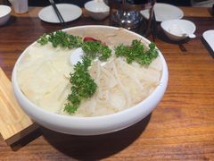 -慢丽江·云南野生菌土鸡锅(付家庄店)