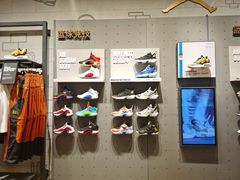 -NIKE品牌体验店(北京蓝色港湾店)