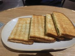 咖椰吐司-HELLO 27 意面·沙拉·帕尼尼