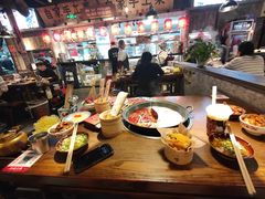 -萍姐火锅·公路夜市(武汉首店)