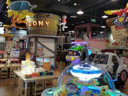 -卡通尼乐园(五彩世界店)