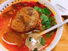 霸都牛肉肥肠面-每碗面馆(新鸿安大厦店)