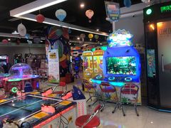 -嘻哈欢乐场(华宇广场店)