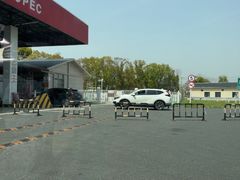 -平望服务区·停车场