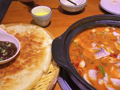 -黑鱼郭我家酸菜鱼(摩尔广场店)