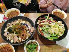 -万记麻辣烫国展总店