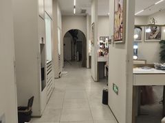 -HIMO海马体照相馆(上海华润CP静安店)