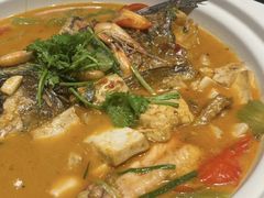 招牌鱼头泡饭-明丰小渔馆(明月路店)