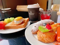 -上海漕河泾万丽酒店