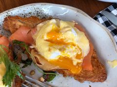 -ROAST coffee & eatery