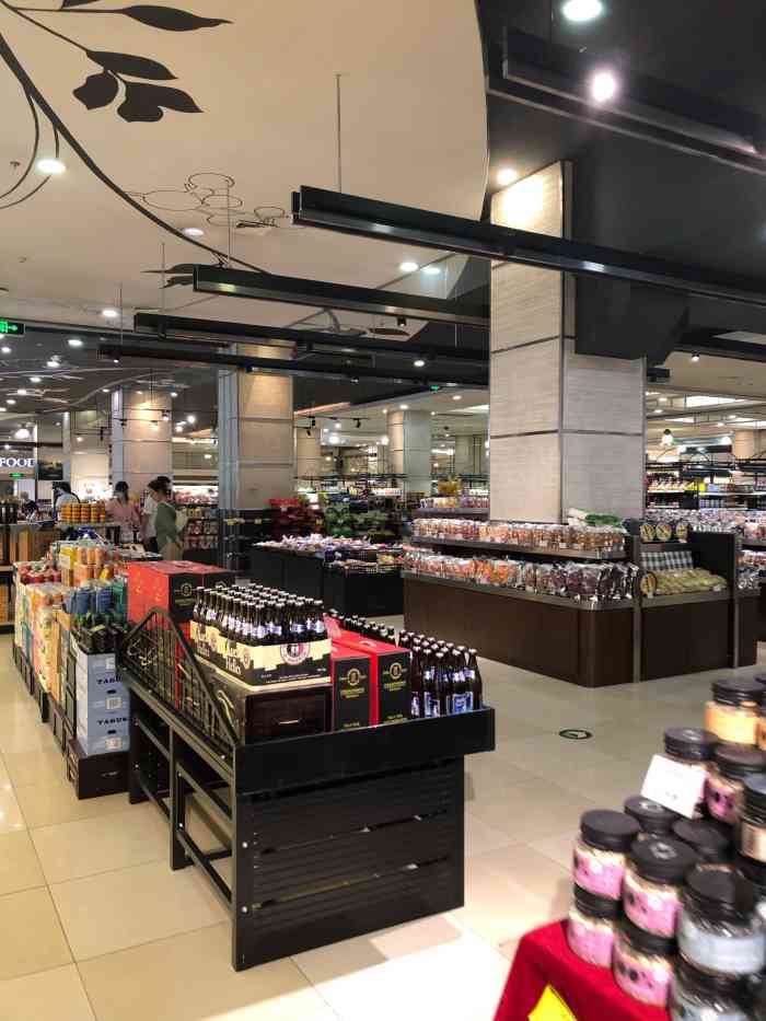 麦凯乐(尚志大街店)-"麦凯乐从开业的时候定位就很高,尤其是一层.