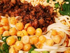 -芙蓉巷成都名小吃(丹尼斯2天地店)