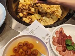 -山河屯铁锅炖·非遗东北菜(南山店)