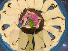 -红鼎豆捞·非遗鲍皇汤火锅(宝丰路店)