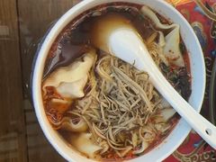 -笑来喜馄饨小笼工坊店(湖滨街店)