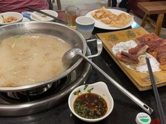 -老来福·非遗酸汤兔(凯旋路店)
