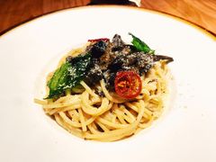 -POKEE VIA&Brunch·维娅(重庆来福士店)