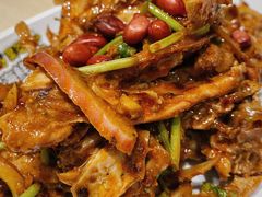 -灵芝妹子海鲜米线(劳动公园店)