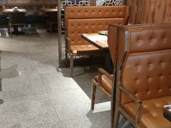 卡座-青年公社烤鸭(青年路店)