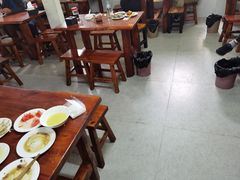 大堂-宝瑞门钉肉饼店