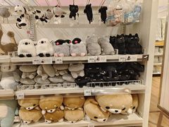 -宝龙城(杭州滨江店)