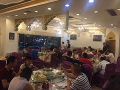 -马尔龙新疆饭店·清真(瑞景店)