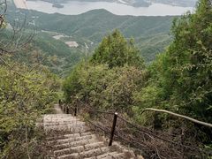 -蟒山国家森林公园-停车场