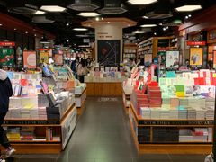 -西西弗书店&矢量咖啡(壹方购物中心店)