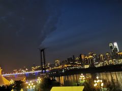 -冰冰龙虾·江湖菜·花园江景餐厅