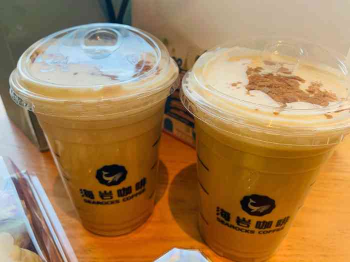 海岩咖啡(长风商务区万象城店)-"万象城的海岩咖啡点了招牌的海盐咖啡