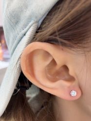 -AI艾耳·专业手工耳洞·穿孔美学馆