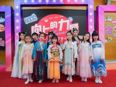 -蓝话筒·少儿成人演讲口才·主持朗诵·戏剧表演(大华第一坊店)